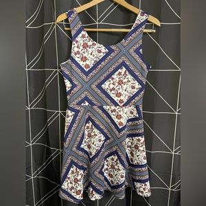 H&M Divided purple flower pattern dress, lightly worn, Size 12